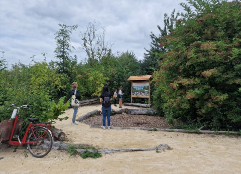 Bezoekers bij Bodemdierensafari Floriade